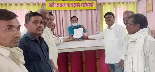 ई-पीक पाहणी तलाठी यांच्याकडूनच करा; चिखलीत भाजपा किसान मोर्चाची मागणी