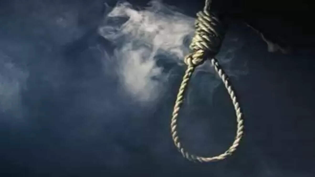 गळफास घेऊन विवाहितेची आत्महत्या; नांदुरा तालुक्यातील घटना