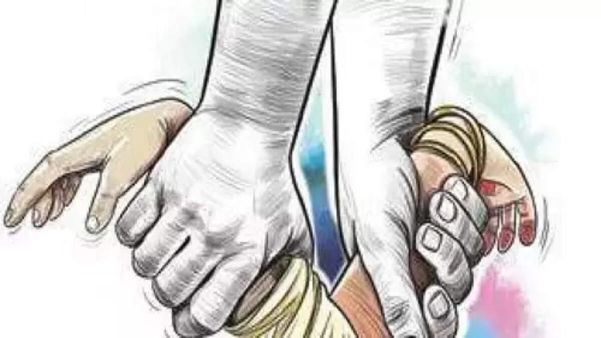 देऊळघाटच्या अल्पवयीन मुलीचे धाडच्या तरुणाने केले अपहरण!