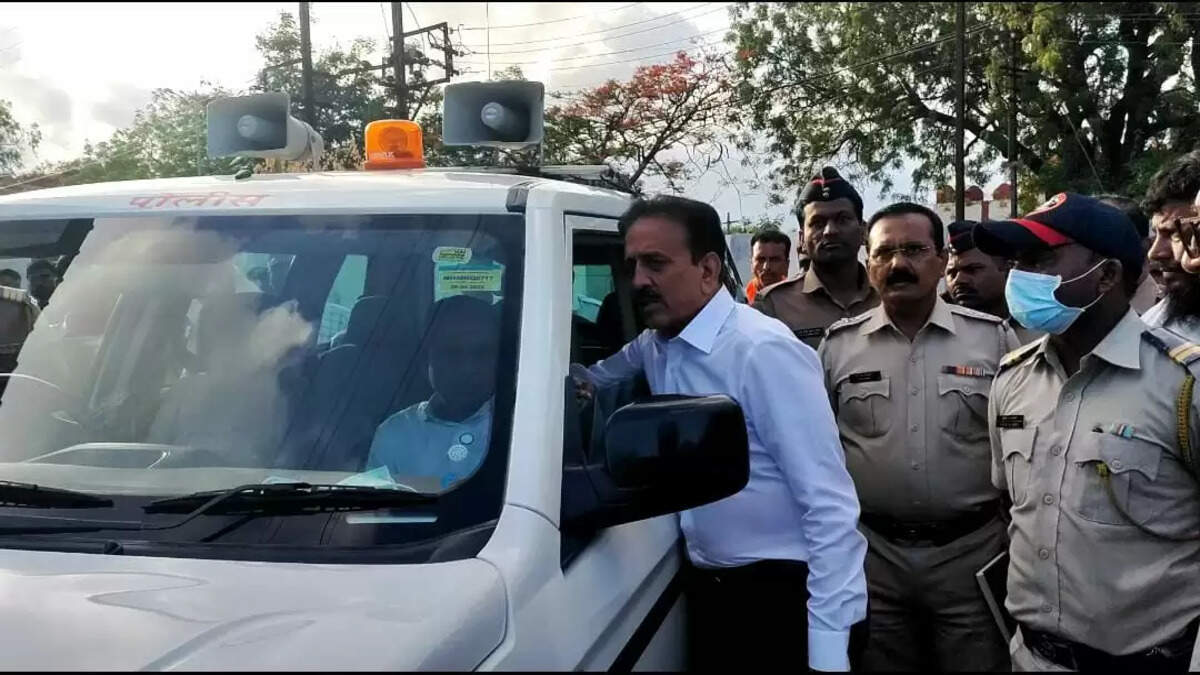 girish mahajan